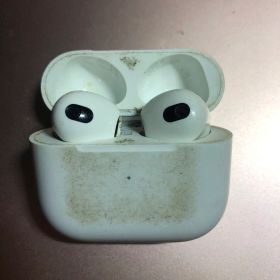 Apple AirPods 第3世代