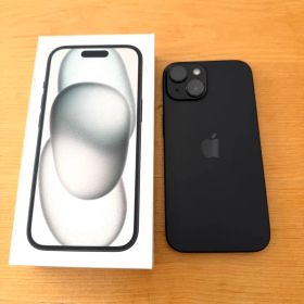 Apple iPhone 15 ブラック 本体 箱付き 256GB