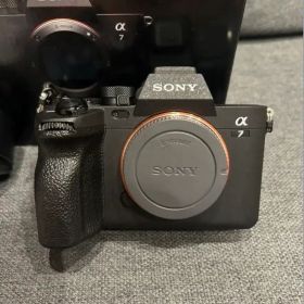 美品⭐︎SONY α7IV ILCE-7M4ボディ 保証書.備品完品