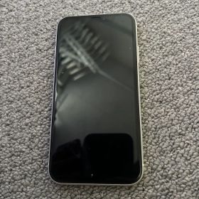 Apple iPhone XR ホワイト