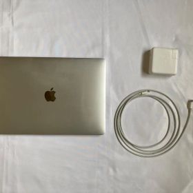MacBookPro 13インチ 2020 Intel i5 8GB 256GB