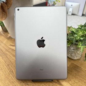 iPad 第6世代 32GB スペースグレイ Wi-Fiモデル 送料無料