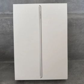 ipad8世代 32GB おまけ付き シルバー 10.2インチ