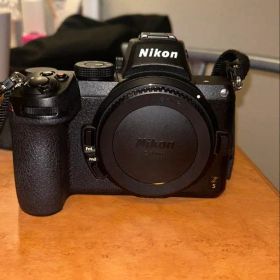 Nikon Z5 ミラーレス一眼 ブラック