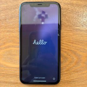 Apple iPhone11 256GB スマートフォン本体 黒 画面ひびあり