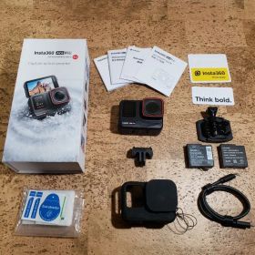 Insta360 ace pro アクションカメラ 本体 おまけ