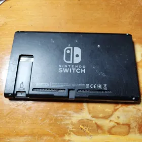 Nintendo Switch Lite 本体 新品¥11,000 中古¥8,250 | 新品・中古の