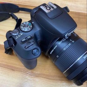 Canon EOS Kiss X9 デジタル一眼レフ