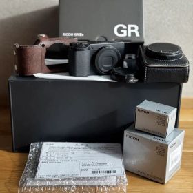 RICOH GR IIIx 本体 レザーケース付き