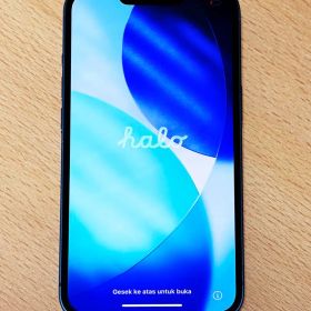 Apple iPhone 13 青 128GB au SIMフリーバッテリ82%