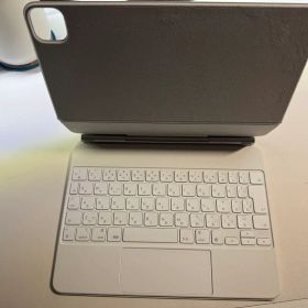 Apple 純正 magic keyboard 11インチ用