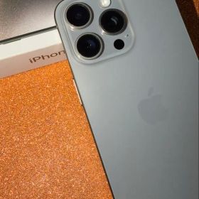 【海外版・無音】iPhone 15 Pro Max 1TB SIMフリー 美品