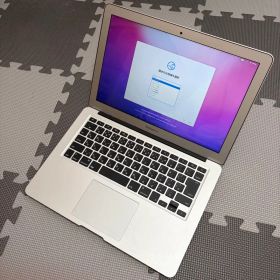 MacBook Air (13-inch, 2017) MQD32J/A