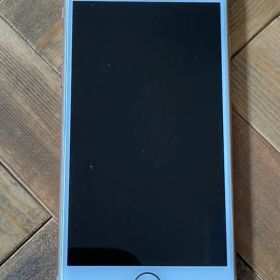 iPhone 8 Gold 64 GB SIMロック解除済 本体のみ