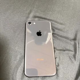 iPhone8本体 64GB
