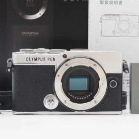 オリンパス Olympus Pen E-P7 20.3MP Digital Camera Body Silver 10238 shots 元箱 [良品] #Z5675A