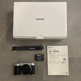 2025/10 購入 3年保証 FUJIFILM X-M5 シルバー 本体