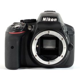 ニコン Nikon D5300 ボディ ブラック デジタル 一眼レフカメラ 【中古】
