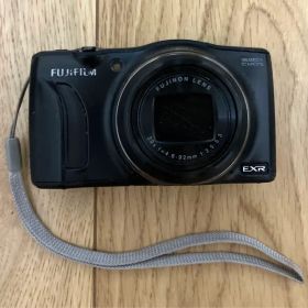 FUJIFILM Finepix F800EXR デジタルカメラ