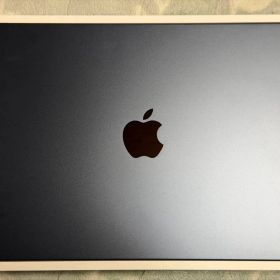 Apple MacBook Air M2 2022 新品¥88,000 中古¥72,300 | 新品・中古の