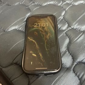 iPhone 11 128GBスマートフォン 本体 IFACEケース付き