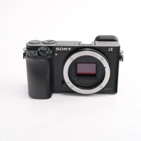 【中古】 (ソニー) SONY α6000 （ILCE-6000） ボディ ブラック ツーリストモデル【中古カメラ デジタル一眼】 ランク：B