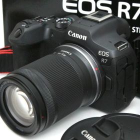 【中古】【極美品】キヤノン EOS R7 RF-S18-150 IS STM レンズキット（センサー清掃済） CA01-R3648-3Y5 CANON キヤノン RFマウント ミラーレス APS-C EOS 手ブレ補正 4K対応