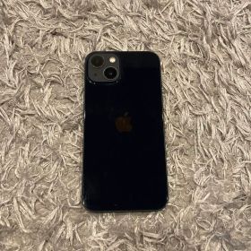 Apple iPhone 13 ブラック 本体
