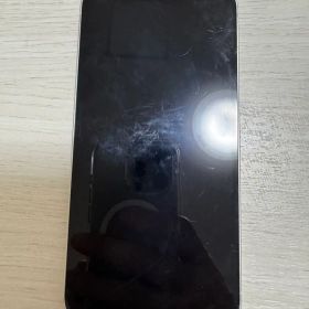 iPhone 13 ホワイト