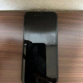 Apple iPhone 8 ブラック