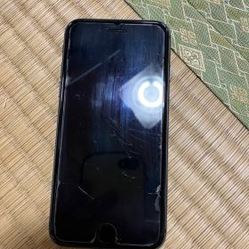 【ホームボタン✖️】iPhone 8 スペースグレイ 64 GB SIMフリー