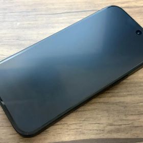 【中古美品】iPhone 15 128GB 黒 ブラック