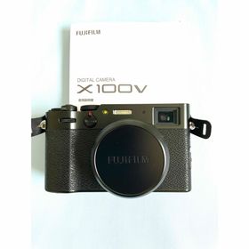フジフイルム(富士フイルム)のFUJI FILM コンパクトデジタルカメラ X100V BLACK(コンパクトデジタルカメラ)