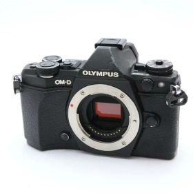 【中古】 《並品》 OLYMPUS OM-D E-M5 Mark II ボディ ブラック [ デジタルカメラ ]