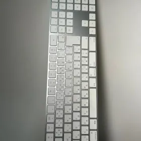 Apple Magic Keyboard テンキー付き 新品¥9,999 中古¥4,580 | 新品