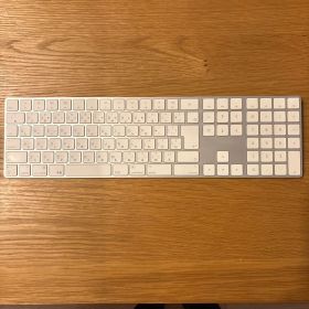Apple Magic Keyboard（テンキー付き）- 日本語（JIS）
