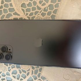 Apple iPhone 11 Pro MaxスペースグレーSIMdocomo