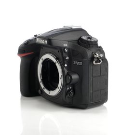 ニコン(Nikon)の【中古】(ニコン) Nikon D7200 ボデイ(コンパクトデジタルカメラ)