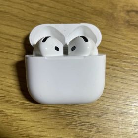 Apple Airpods 第4世代 ノイズキャンセリング付き なし
