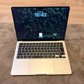 Apple MacBook Air M2 2022 新品¥88,000 中古¥72,300 | 新品・中古の