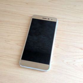 ZenFone ZE520kL ゴールド 本体 SIMフリー