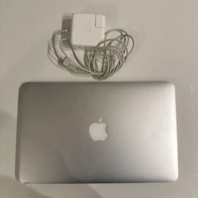 MacBook Air 11インチ Mid 2013