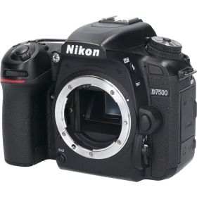 D7500【中古】