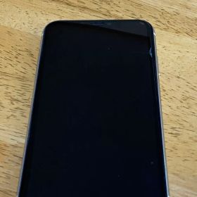 Apple iPhone 11 ホワイト ゴールドフレーム