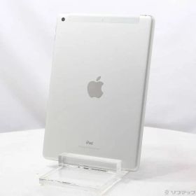 〔中古品〕 iPad 第6世代 32GB シルバー MR6P2J／A auロック解除SIMフリー【258】