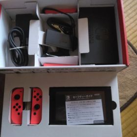 Nintendo Switch ネオンレッド