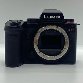 【全額返金保証】【最速発送】Panasonic デジタル一眼 LUMIX DC-S5M2W ダブルレンズキット ブラック 超美品 動作確認済