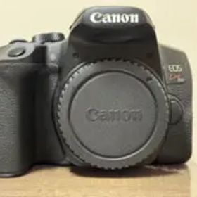 Canon EOS Kiss X10i デジタル一眼レフカメラ