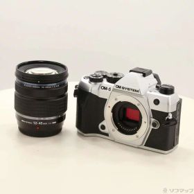 【中古】OMSYSTEM OM-5 Mark II 12-45mm F4.0 PRO レンズキット シルバー 【276-ud】