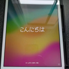 L*a様 iPad 第7世代 32GB Wi-Fiモデル・動作良好・ スタンド機